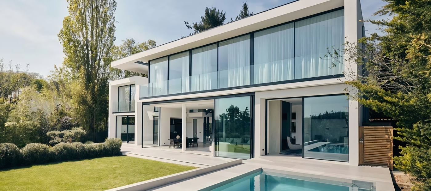 Villa Sèvres / France 